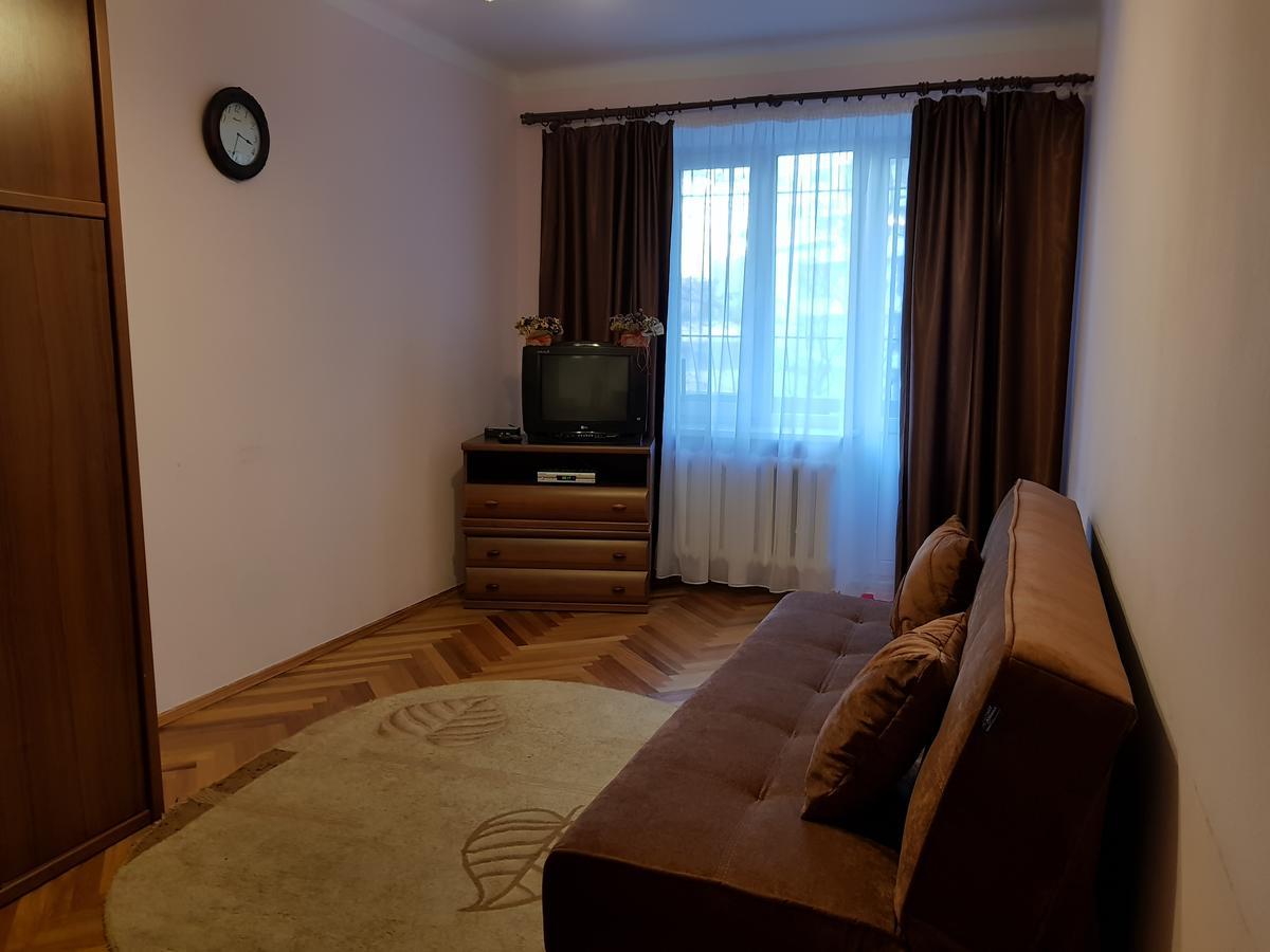 Apartment Gospitalna Street 2 Kiew Exterior foto